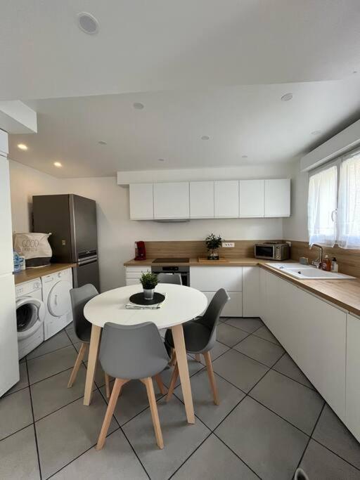 Superbe Appartement Moderne En Rez-De-Chaussee Ozoir-la-Ferrière Eksteriør billede